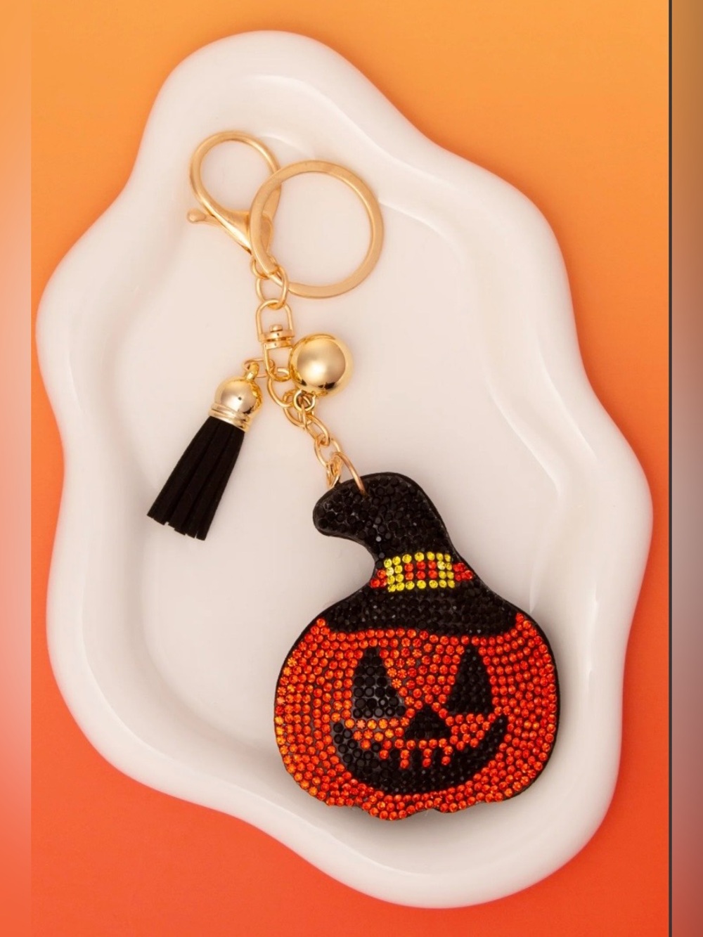 NWT Halloween Pumpkin Witch Hat Keychain - Orange and Red
